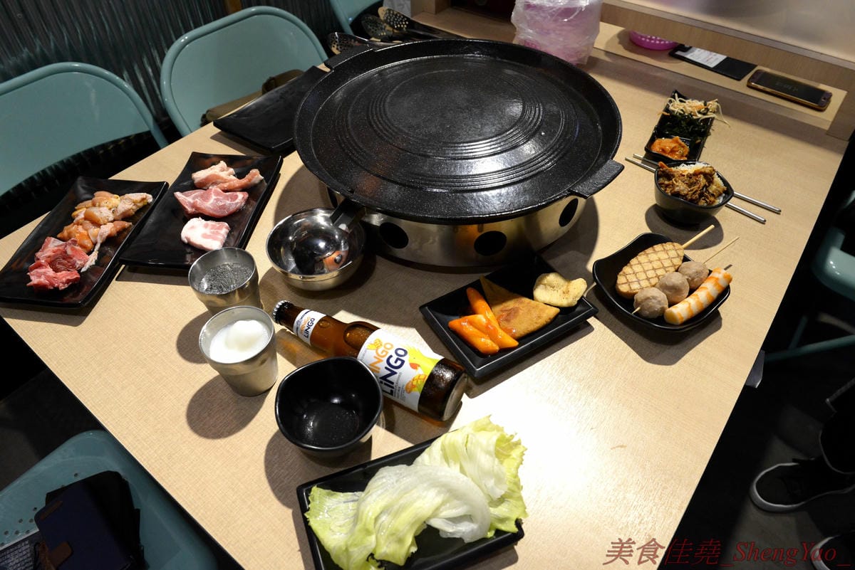 [台中沙鹿]豬對有韓式烤肉吃到飽 沙鹿店 – 來自台南的新品牌韓式烤肉吃到飽,台中首間分店,10種以上牛雞豬肉品、蔬菜和韓式小菜、熟食炸物、辣牛肉飯、韓式魚板湯、冷熱飲全部無限量供應,