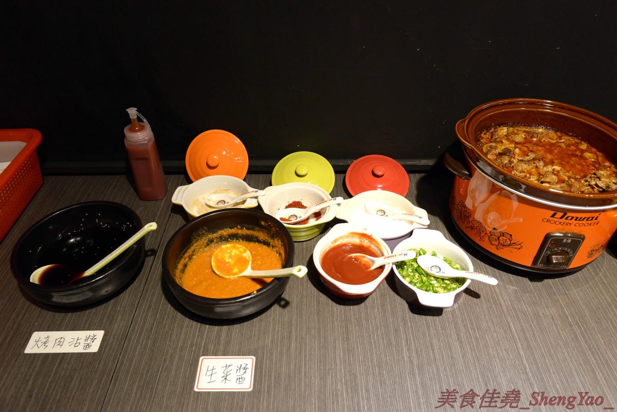 [台中沙鹿]豬對有韓式烤肉吃到飽 沙鹿店 – 來自台南的新品牌韓式烤肉吃到飽,台中首間分店,10種以上牛雞豬肉品、蔬菜和韓式小菜、熟食炸物、辣牛肉飯、韓式魚板湯、冷熱飲全部無限量供應,