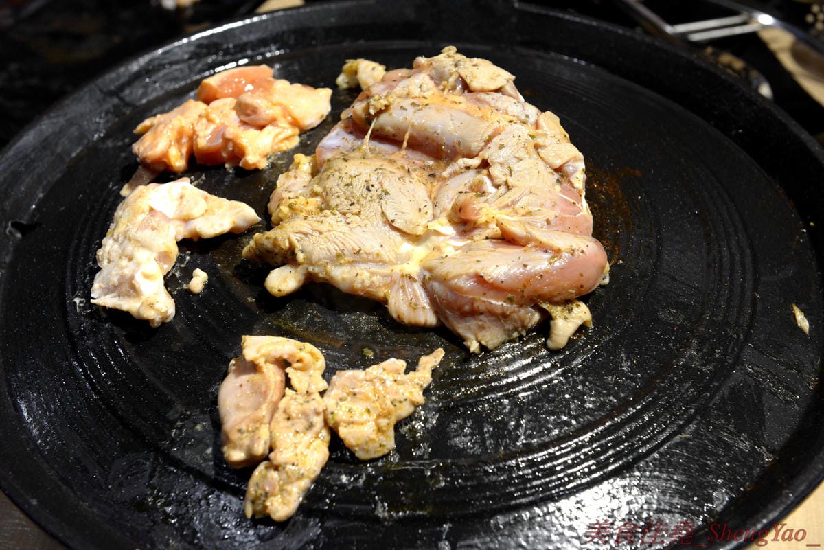 [台中沙鹿]豬對有韓式烤肉吃到飽 沙鹿店 – 來自台南的新品牌韓式烤肉吃到飽,台中首間分店,10種以上牛雞豬肉品、蔬菜和韓式小菜、熟食炸物、辣牛肉飯、韓式魚板湯、冷熱飲全部無限量供應,