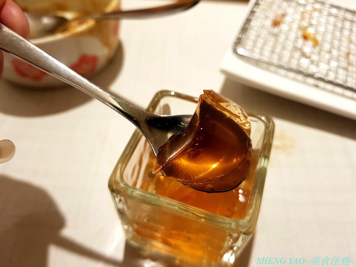 [台中北屯]茉莉公主蛋包飯 – 高雄的五目坊蛋包飯進軍台中新品牌餐廳,主打創意研發的茉莉公主起司蛋包飯,公主禮服裙是蛋包飯做的,四種醬汁可搭配,還有多樣主食能加點,造型可愛也很好吃,很