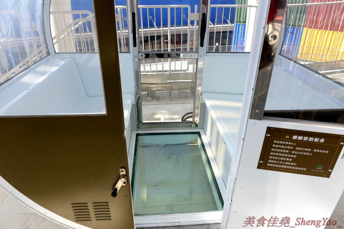 [台中梧棲]Mitsui Outlet Park 台中港 – 台中海線人的夢想與驕傲,台中三井OUTLET,全台第一座結合娛樂、時尚、美食的海港型購物商城誕生,十幾間首次登台名店進駐,還有將近60公尺摩天輪可搭乘,台中