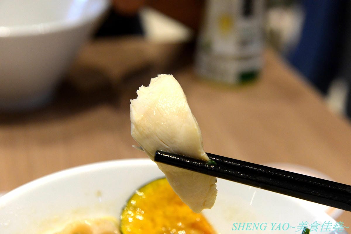 [台中梧棲]銀座篝 台中港店 – 東京銀座區no.1傳奇拉麵,連續兩年獲得米其林一星評鑑,現在不用飛東京也吃得到了 !! 好不好吃見仁見智,但是個人認為算是厲害拉麵店而並非傳奇拉麵店,且台中也有
