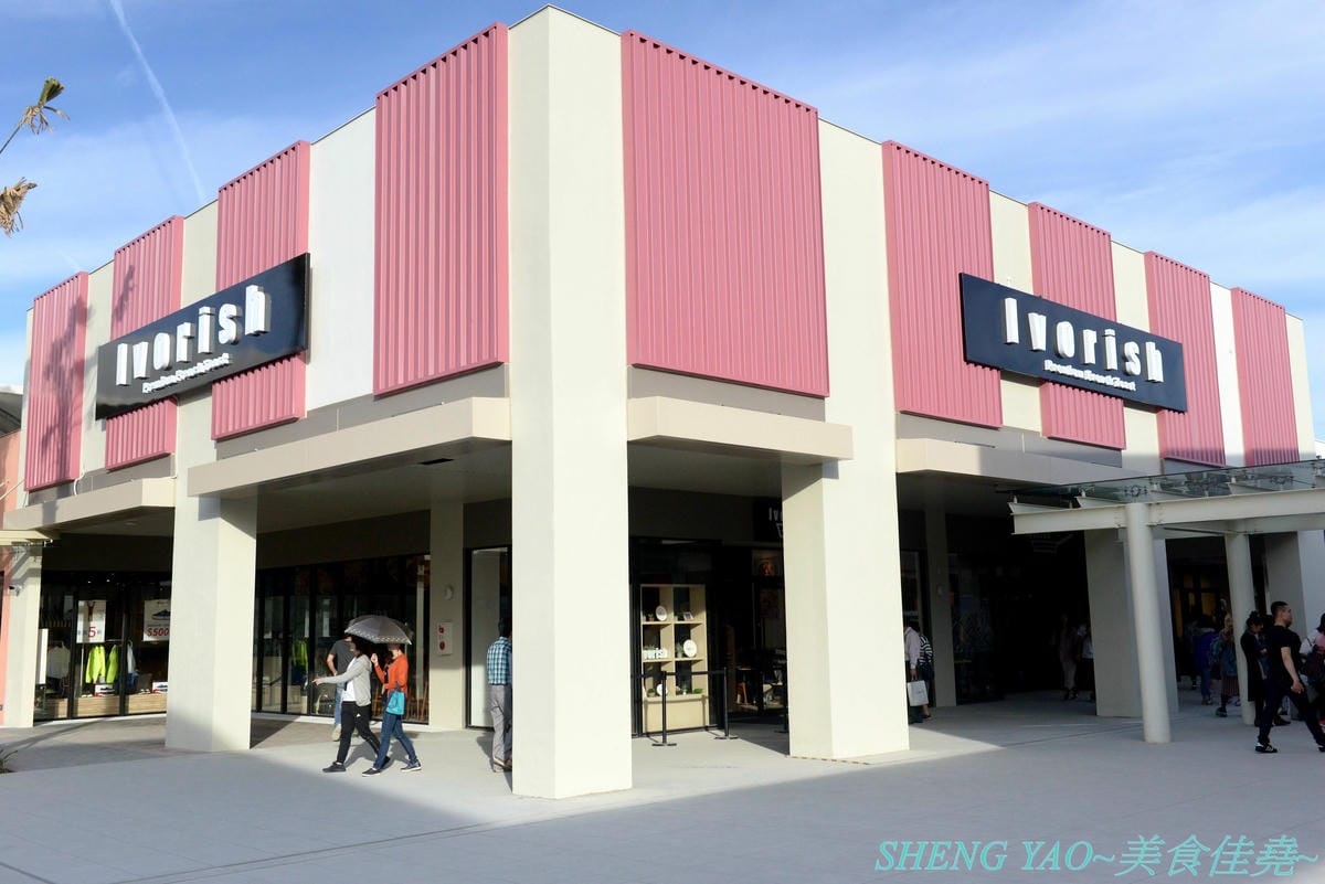 [台中梧棲]IVORISH 台中港店 – 來自日本九州的超人氣法式吐司專賣店,海外首家分店,來台中三井OUTLET必吃店家就是這間 !! 厚鬆餅形狀的法式吐司好特別,餐食和甜食兩種系列各有特色,建議兩人來吃