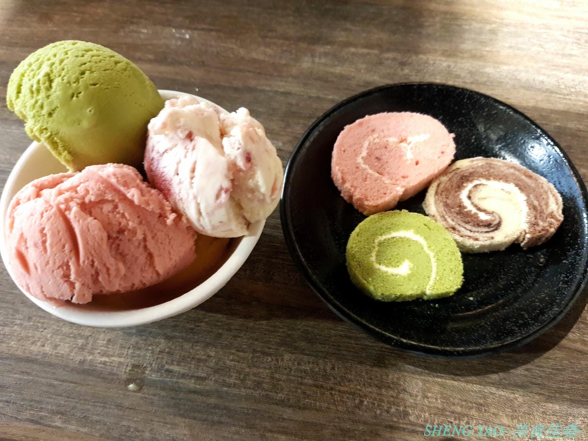 [台中梧棲]但馬屋 台中港店 – 台中三井OUTLET神級壽喜燒、涮涮鍋吃到飽,在日本有140年歷史的三大牛肉商之一,店內吃到飽的牛肉肉品都是來自他們在世界各地牧場自己養殖的牛隻,包括還有等級不
