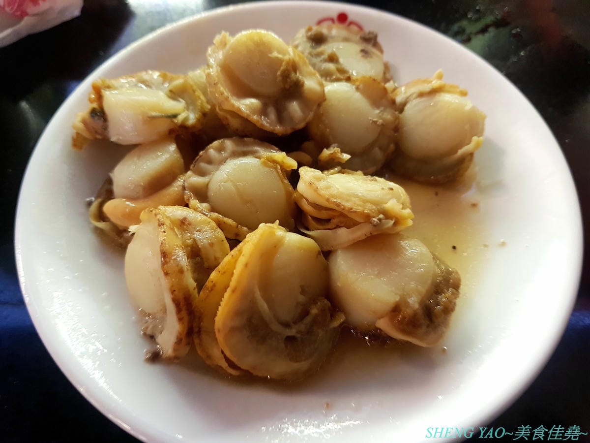 [台中梧棲]紅亭迴轉麻辣鍋 台中港店 – “老四川”新品牌,台灣第一家迴轉麻辣鍋吃到飽,120分鐘內超過三十種以上食材連同自助吧任你吃,只要500元左右而已,喜愛吃麻辣鍋的朋友可以來體驗看看不同