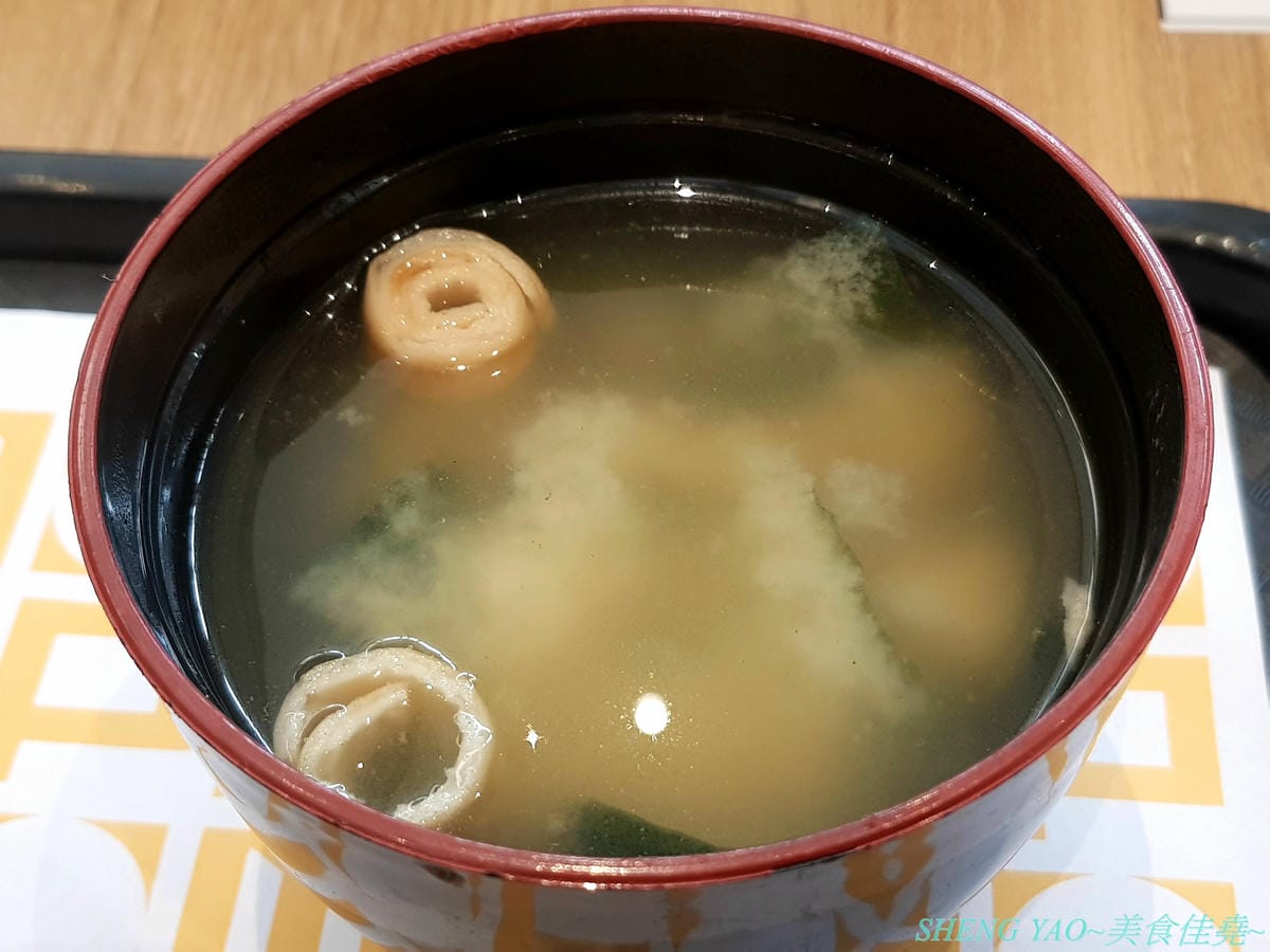 [台中梧棲]六代目三角 台中三井店 – 日本150年歷史的料亭,台灣首家店,主打炸物丼,口味看個人,年輕日籍師傅很帥。