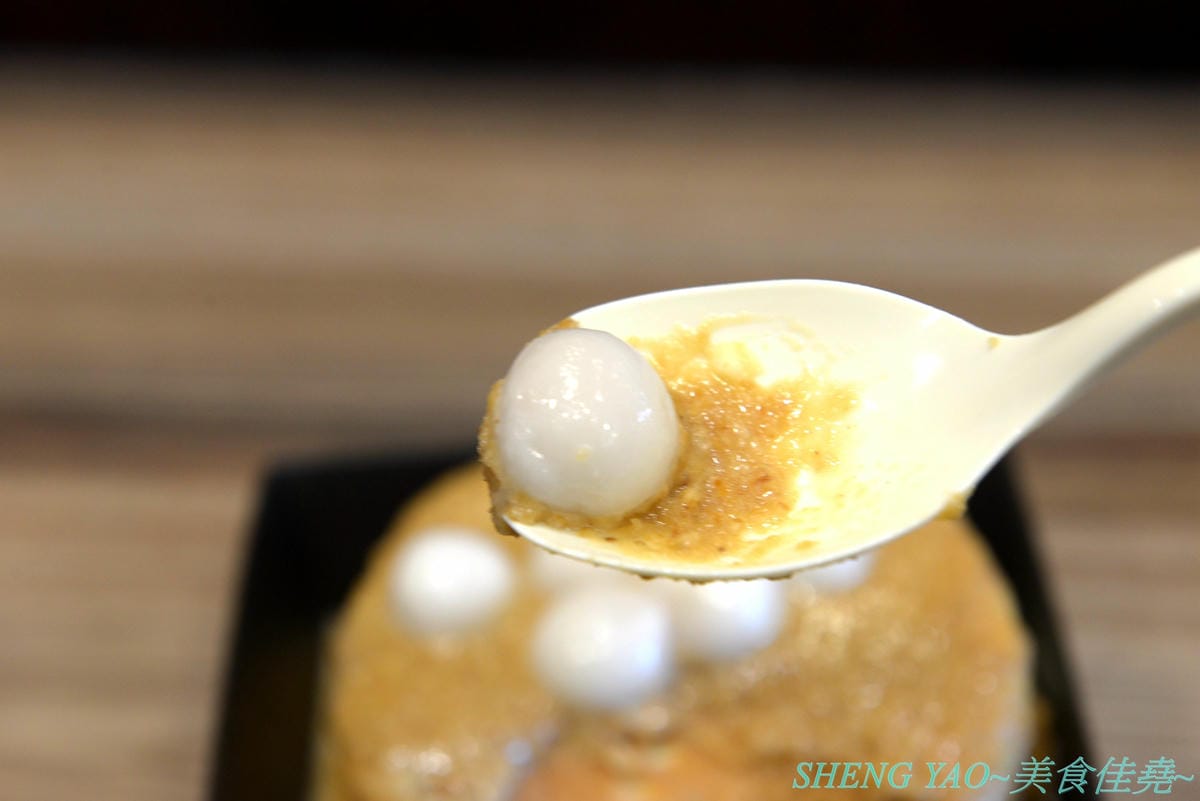 [台中梧棲]慢慢喝 – 海線也有賣超夯的黑糖珍珠奶茶舒芙蕾了 !! 百元平實價位就能吃到,還有創意口味花生湯圓舒芙蕾,手搖飲料也好喝。