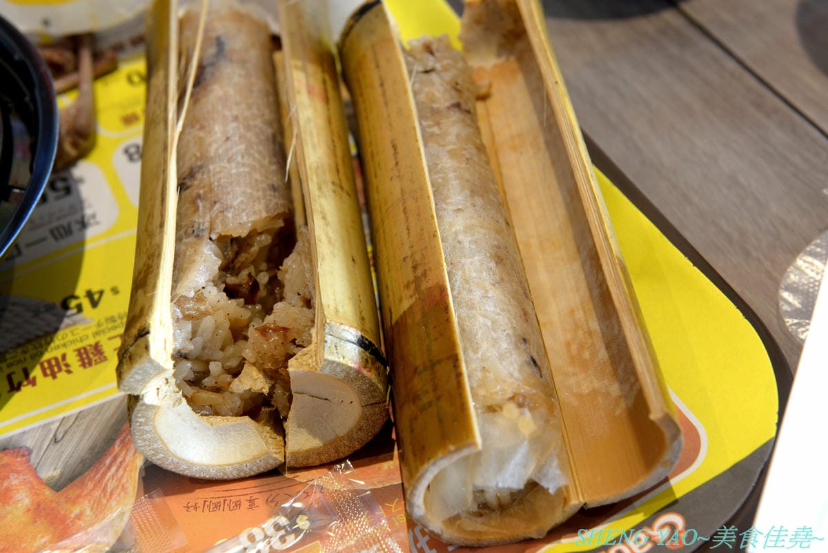 [台中西屯]Gaomei高美脆皮手扒雞 逢甲河南店 – 遊高美濕地必吃美食店家來逢甲附近開分店了,招牌手扒雞外皮金黃油亮,肉質結實又多汁,套餐選擇豐富,多人一起吃雞好歡樂。