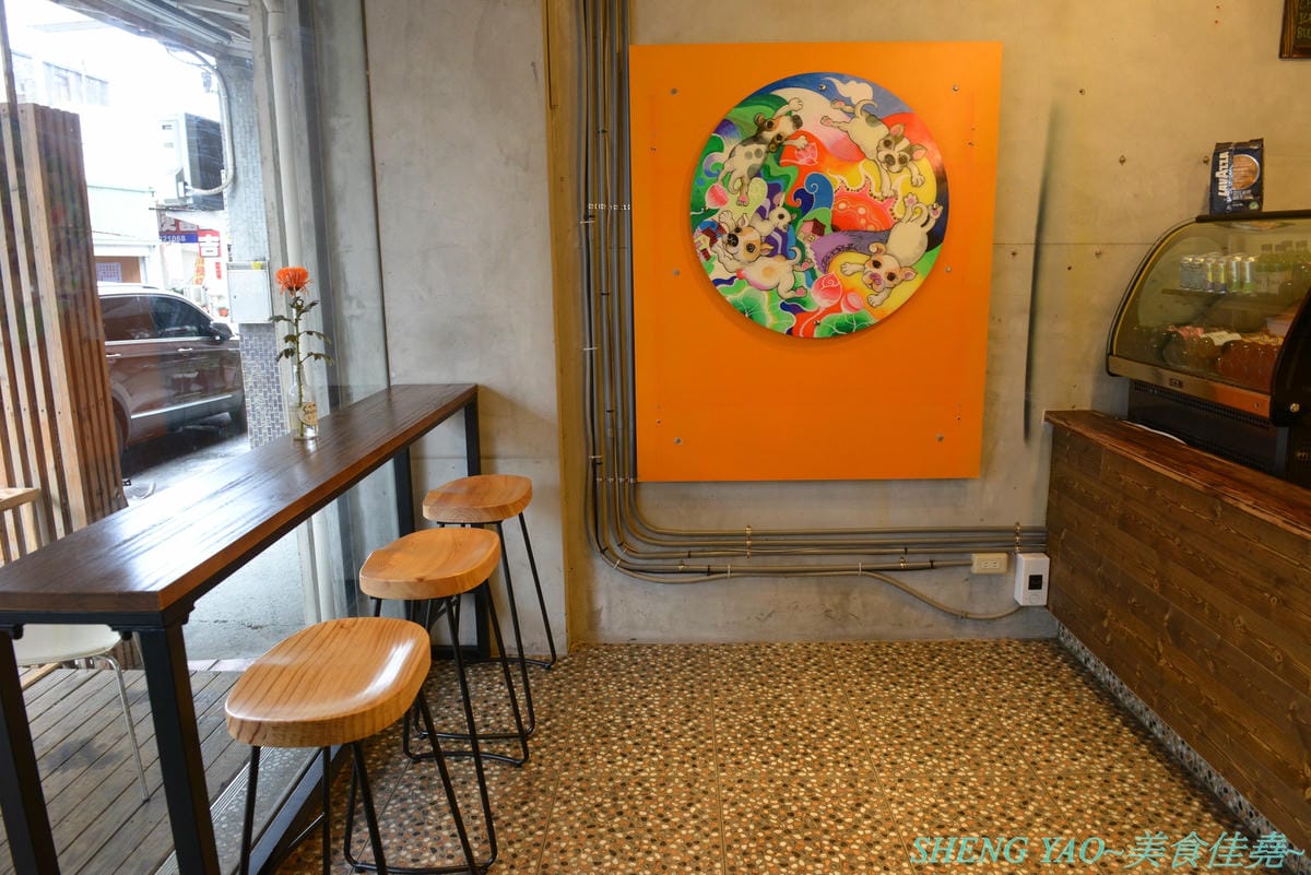 [台中清水]Dana Cantina – 海線清水超罕見澳洲風味為主的多國料理餐酒館,有賣澳洲流行早餐莓果碗,還有澳洲小白咖啡,餐點有特色,口味不錯,咖啡豆是義大利進口品牌,店家也是寵物友善餐廳,可以帶