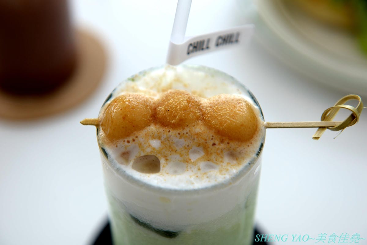 [台中北區]Chill Chill cafe&food – 台中超美韓風輕食咖啡,裝潢風格淡雅清新帶有藝術氣息,視覺系餐點好看好拍又好吃,平價消費,餐點幾乎都只要百元左右,IG打卡又一新地標。