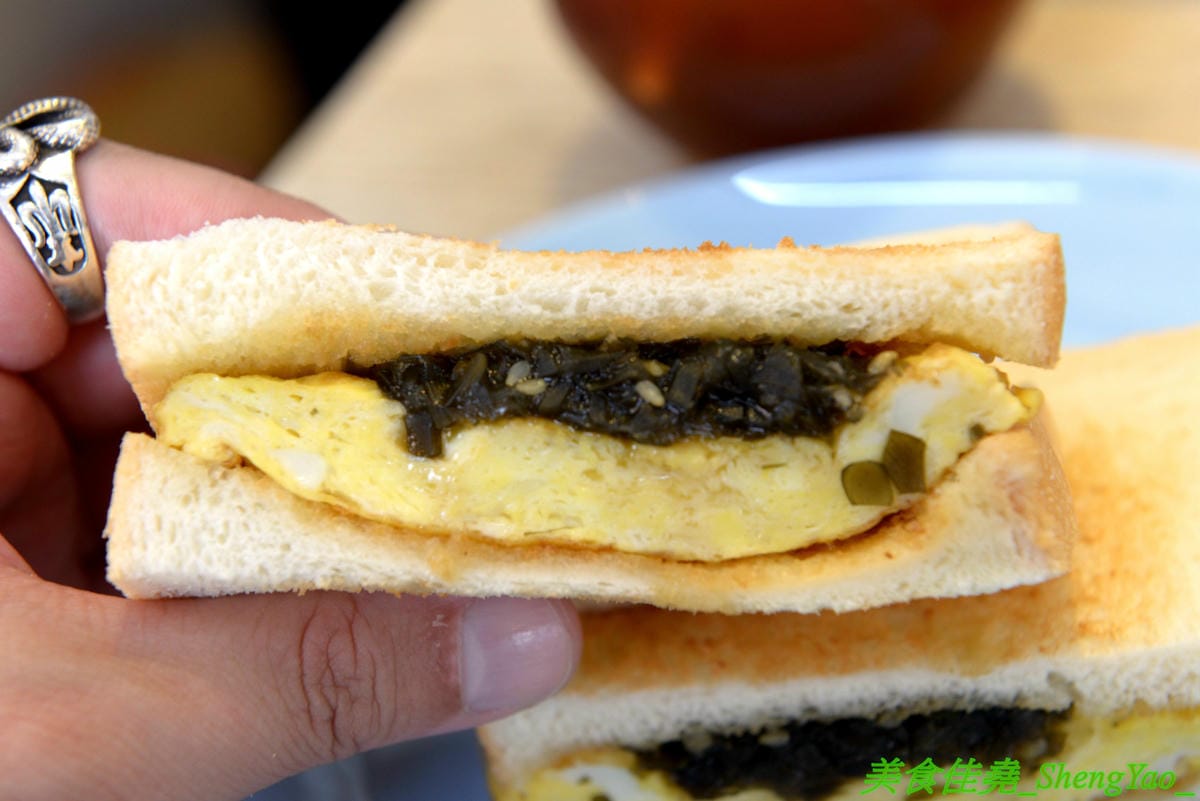 [基隆仁愛]POPO Sandwich – 老舊攤販市場內的小清新,隱藏在天橋下市場的精緻美味早午餐,以親子共食為理念,堅持天然健康食材,餐點口味獨特又好吃,外面幾乎吃不到,吃過一次就讓人深深愛上,大推