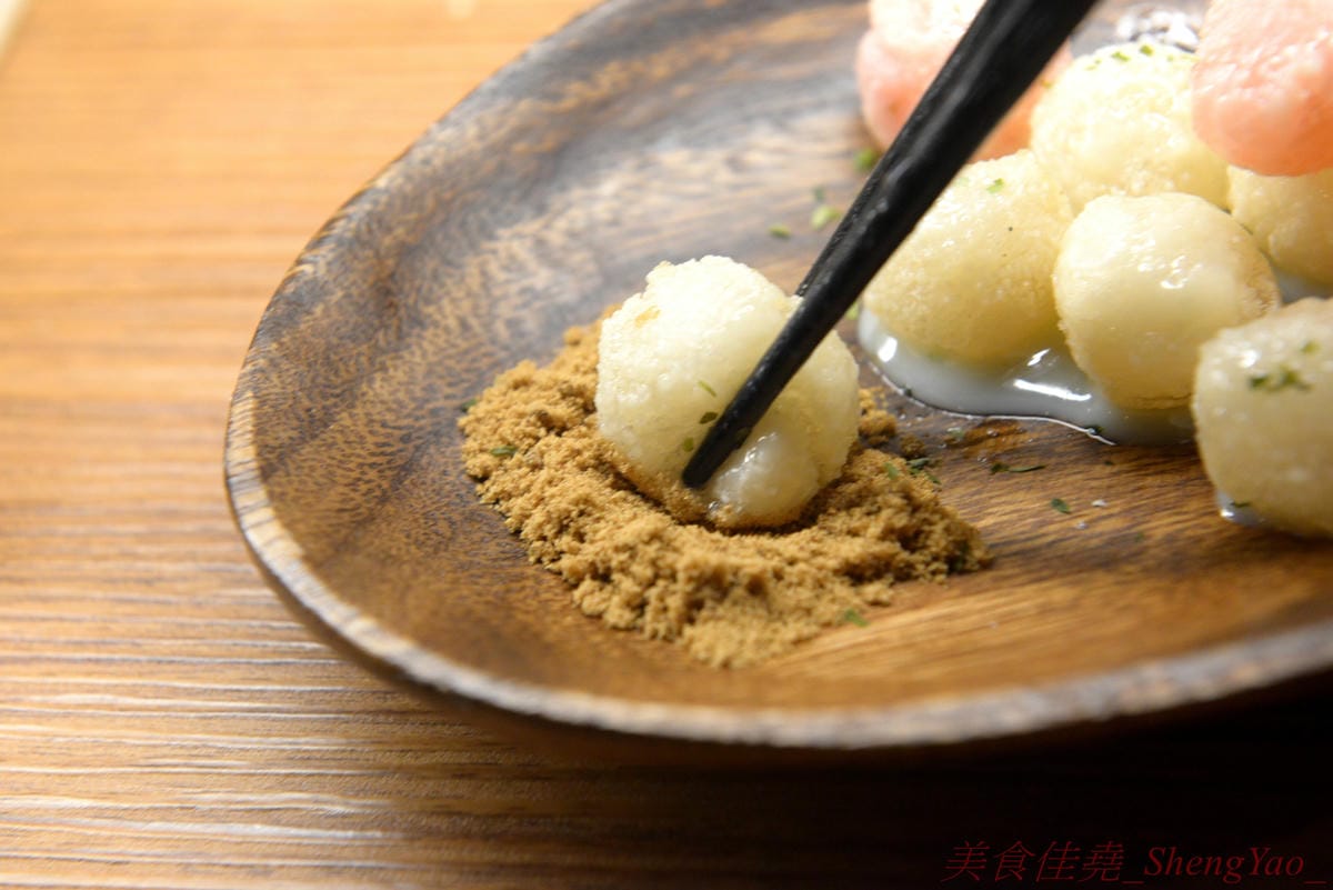 [台中西屯]夜葉食堂 文心店 – 台北三重人氣深夜食堂來台中開二店,價格實惠餐點幾乎都不到百元,招牌明太子白醬烏龍麵、男子漢燒肉丼飯推薦必點,店內還有可以拍照打卡地點和飛鏢機台,開到