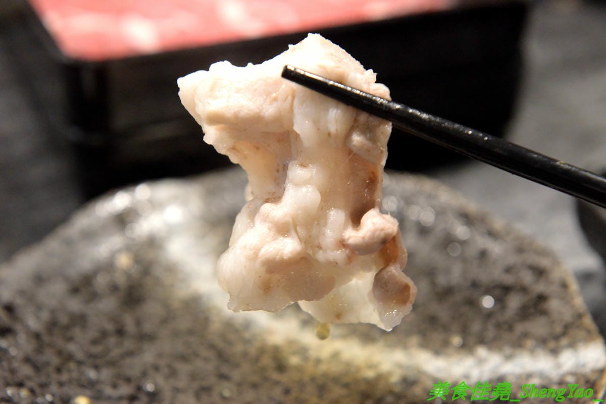 [台中龍井]膳膳火鍋 -梧棲57夯肉新品牌,平價火鍋吃到飽,六種肉品加自助吧無限供應只要399元且不收服務費,環境寬敞舒適,營業時間到凌晨1點,宵夜也能來吃吃到飽。(已歇業)