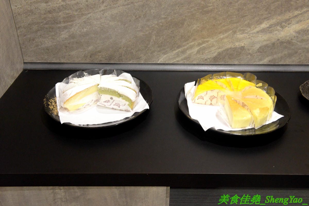[台中龍井]膳膳火鍋 -梧棲57夯肉新品牌,平價火鍋吃到飽,六種肉品加自助吧無限供應只要399元且不收服務費,環境寬敞舒適,營業時間到凌晨1點,宵夜也能來吃吃到飽。(已歇業)