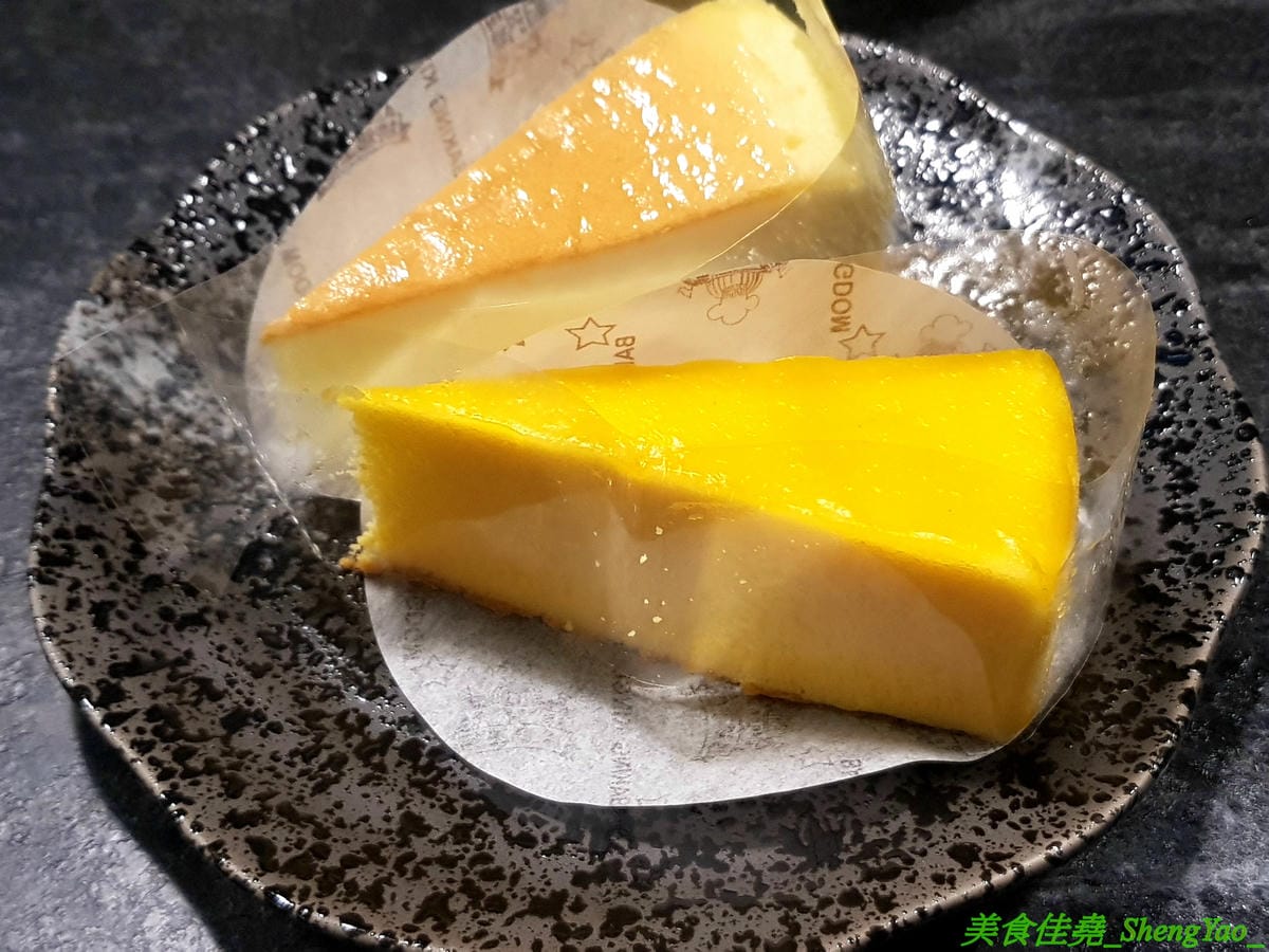 [台中龍井]膳膳火鍋 -梧棲57夯肉新品牌,平價火鍋吃到飽,六種肉品加自助吧無限供應只要399元且不收服務費,環境寬敞舒適,營業時間到凌晨1點,宵夜也能來吃吃到飽。(已歇業)