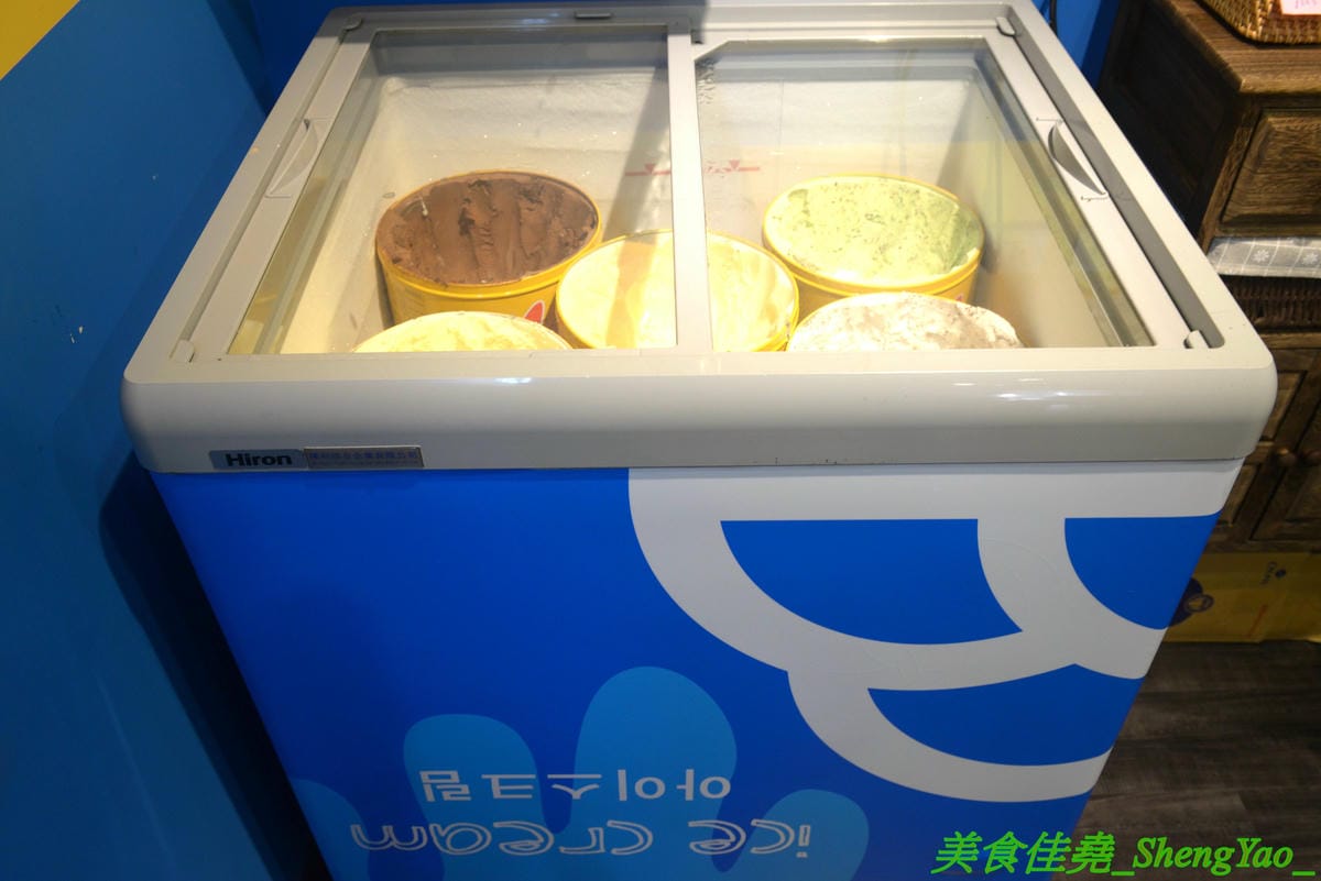 [台中沙鹿]瑪西所 – 沙鹿新開的韓式料理小吃專賣店,主打石鍋拌飯,也有部隊鍋、泡菜鍋等鍋物,價位不貴,還能免費加麵加飯,內用又有雀巢冷飲冰沙無限享用,C/P值不差。
