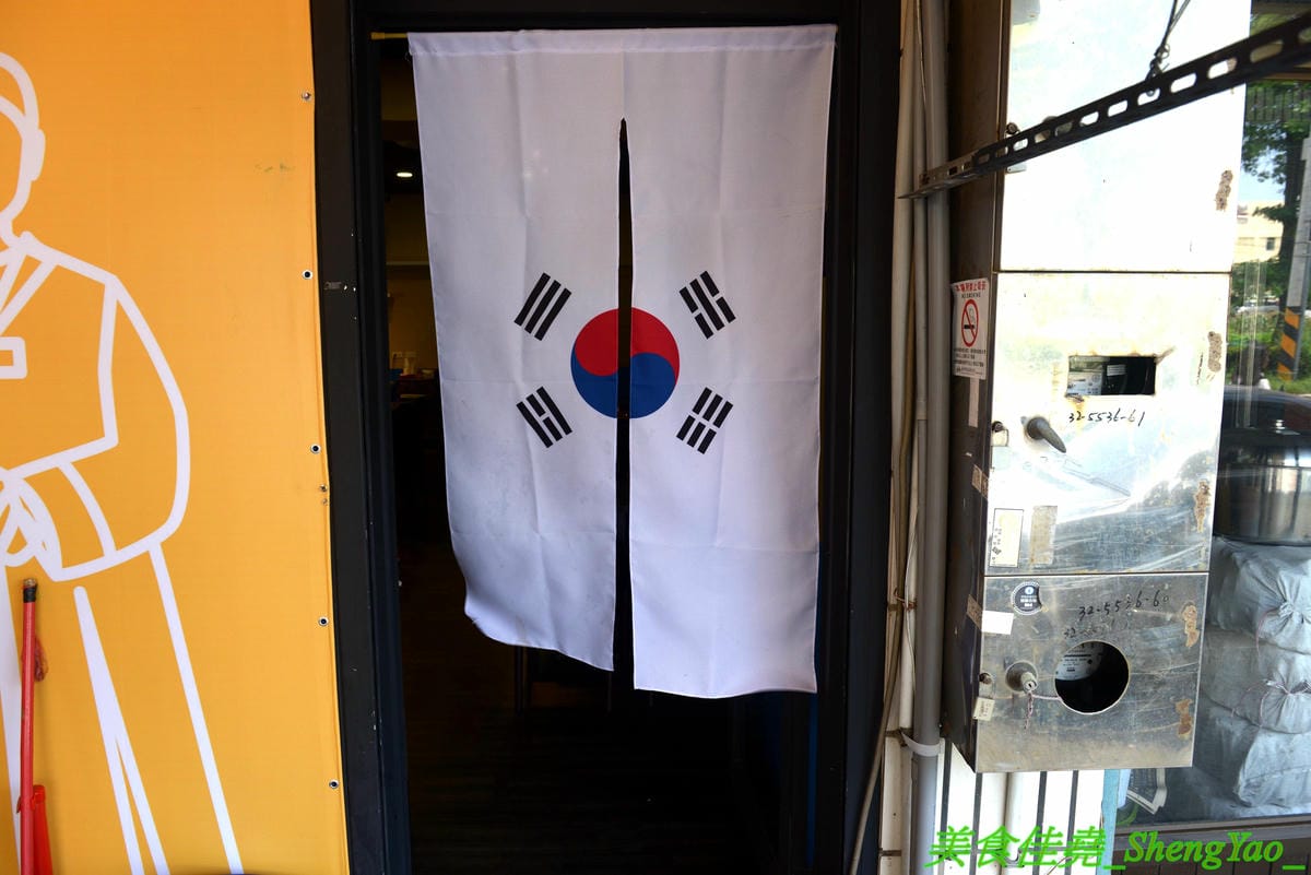 [台中沙鹿]瑪西所 – 沙鹿新開的韓式料理小吃專賣店,主打石鍋拌飯,也有部隊鍋、泡菜鍋等鍋物,價位不貴,還能免費加麵加飯,內用又有雀巢冷飲冰沙無限享用,C/P值不差。