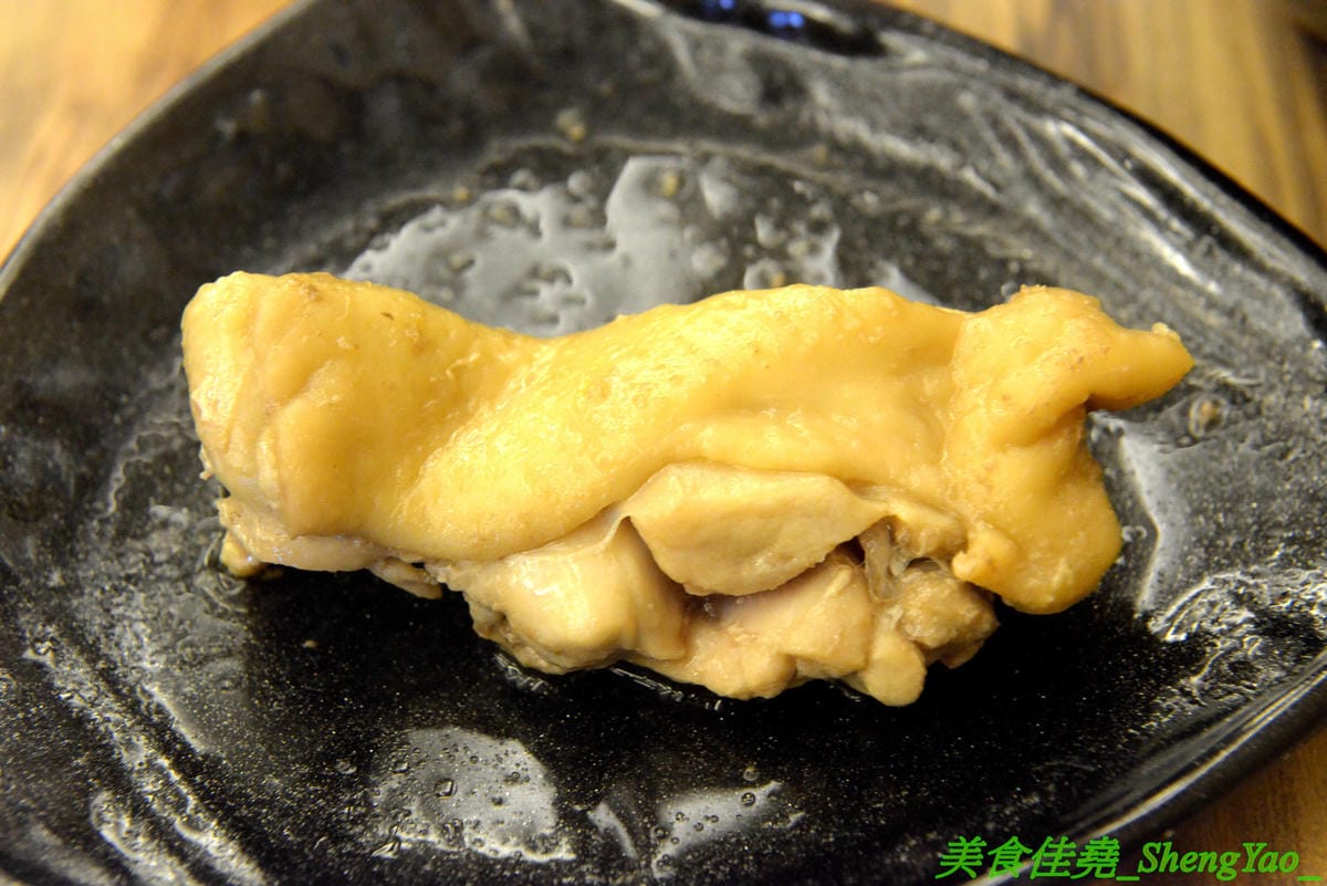 [台中梧棲]駒根壽喜燒 – 梧棲新開的壽喜燒吃到飽,壽喜燒湯汁有加了蘋果塊,口味不死鹹,肉類現切,品質不錯又新鮮,蔬菜種類豐富還有火鍋丸餃類可以煮,霜淇淋是罕見的哈密瓜口味,推薦必吃。(