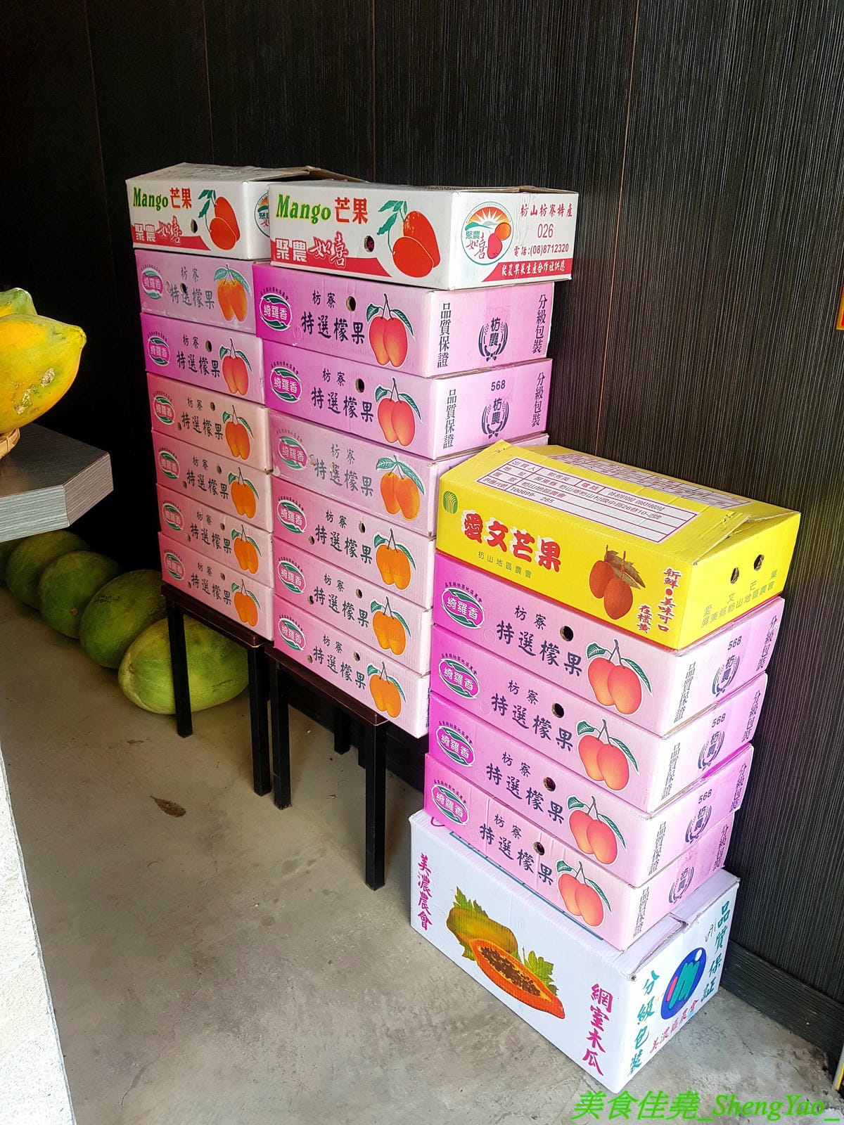 [台中沙鹿]尋茶訣 – 沙鹿隱藏版的好喝手搖飲料店,飲品真材實料,芒果綠茶的芒果果肉佔了半杯超豪邁,另外還有隱藏版芒果鮮奶,半杯的芒果果肉然後義美鮮奶加到滿,完全不添加一滴水,一邊喝飲