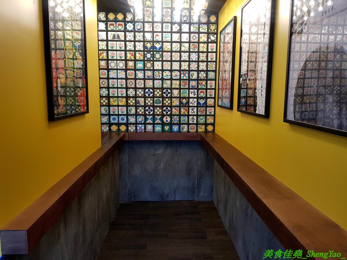 [台中沙鹿]清水茶香 沙鹿店 – 沙鹿也有清水茶香分店了,懷舊復古風裝潢、網美IG打卡專用花磚牆面,好拍程度不輸清水總店,多種冰沙專賣,還有台中唯一限定版冰淇淋抹茶綠豆沙。
