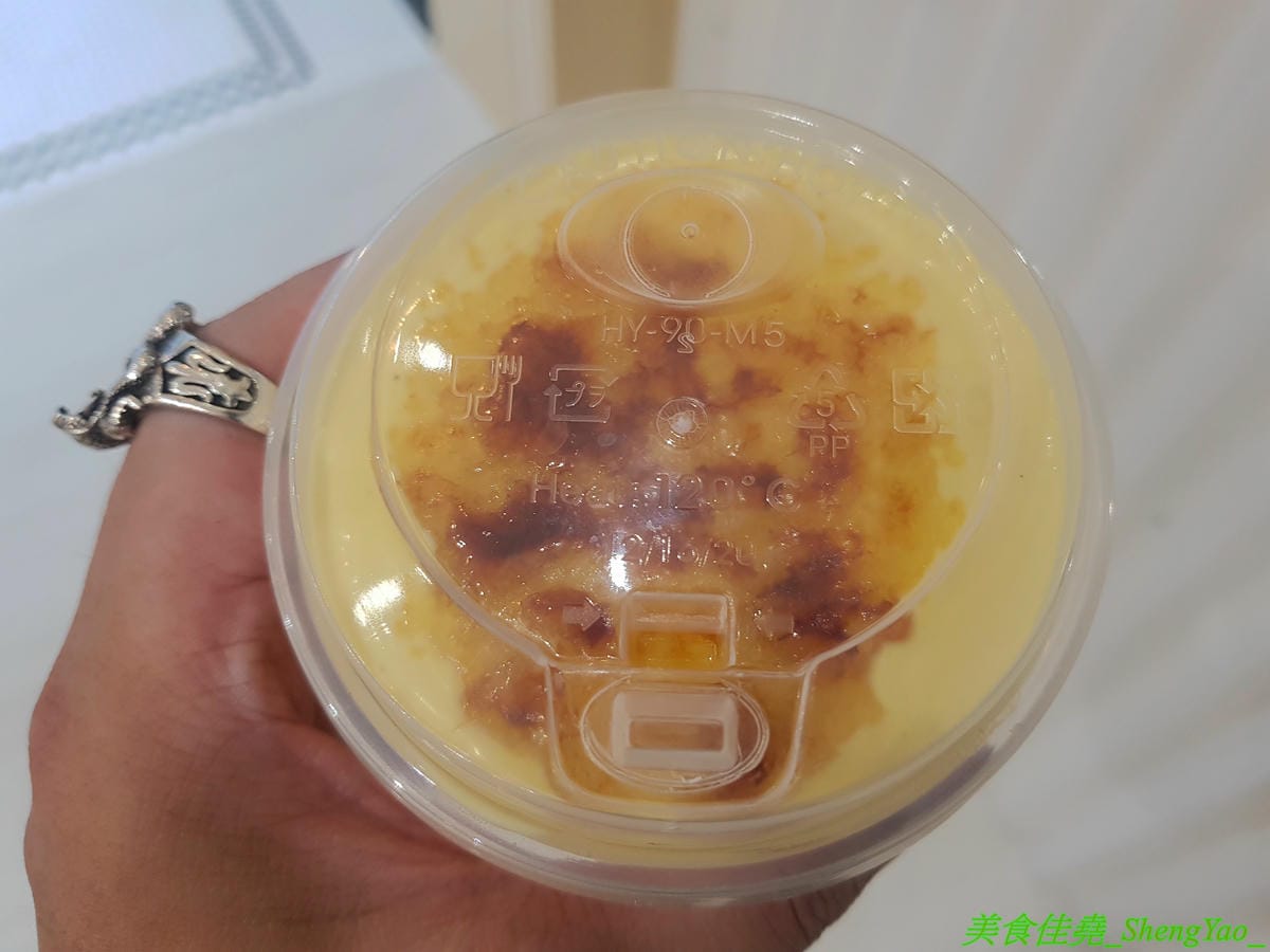 [台中西區]麥吉machi machi 台中店 – 周杰倫IG打卡推薦,日本、韓國、倫敦都有分店的台北東區超夯手搖飲料店在台中也有分店了 !! 小清新風格裝潢,多面網美牆讓人拍照拍不停,連飲料瓶都超可愛,店
