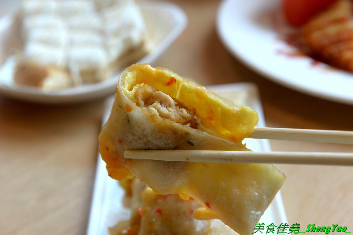 [台中清水]幸福早餐坊 清水店 – 梧棲超人氣早餐店清水分店,店內裝潢設計用心,還有白色木馬網美拍照區,吃早餐也可以當作是聚餐,餐點種類超過100樣,還有套餐和超值特餐,選擇性很豐富,天天吃