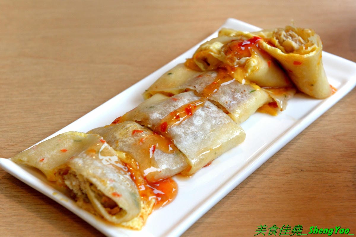 [台中清水]幸福早餐坊 清水店 – 梧棲超人氣早餐店清水分店,店內裝潢設計用心,還有白色木馬網美拍照區,吃早餐也可以當作是聚餐,餐點種類超過100樣,還有套餐和超值特餐,選擇性很豐富,天天吃