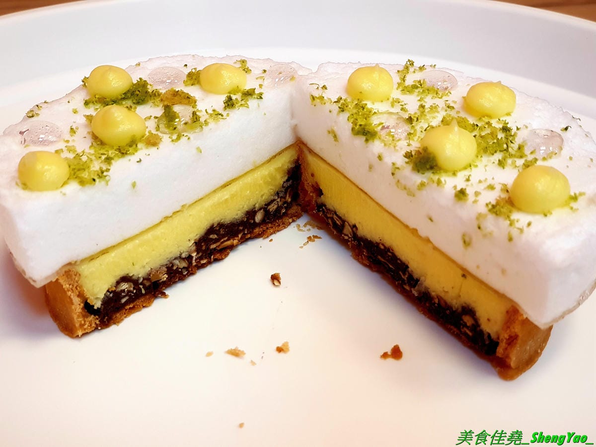 [台中沙鹿]卡布里朵 手作烘焙坊 – 沙鹿3月多開幕的烘焙麵包店,老闆是從大甲裕珍馨出來的,烘焙資歷15年,曾赴日研習還參加過麵包大賽,店家主打歐式麵包,另外也有賣台式麵包和蛋糕小甜點,麵包