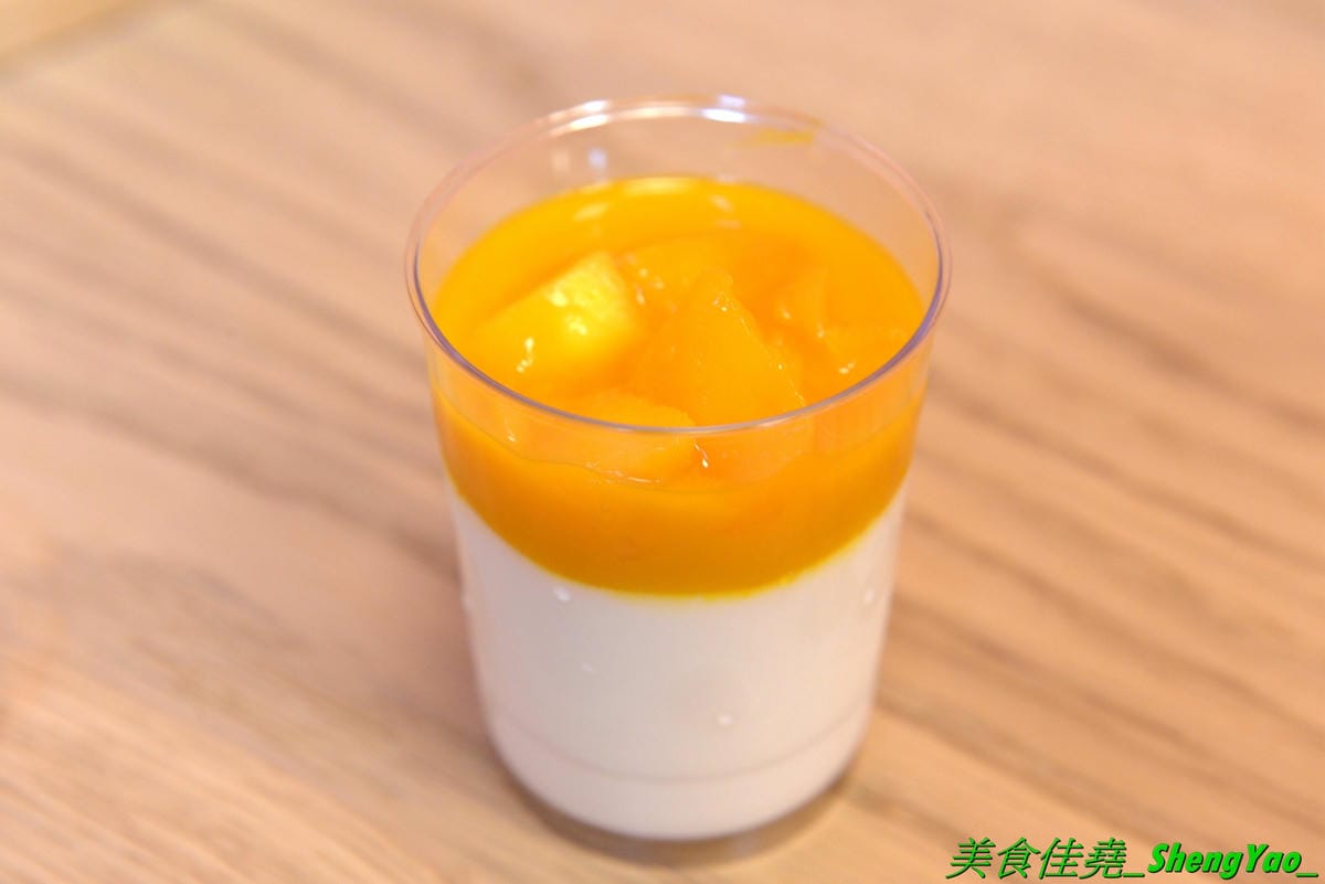 [台中沙鹿]卡布里朵 手作烘焙坊 – 沙鹿3月多開幕的烘焙麵包店,老闆是從大甲裕珍馨出來的,烘焙資歷15年,曾赴日研習還參加過麵包大賽,店家主打歐式麵包,另外也有賣台式麵包和蛋糕小甜點,麵包