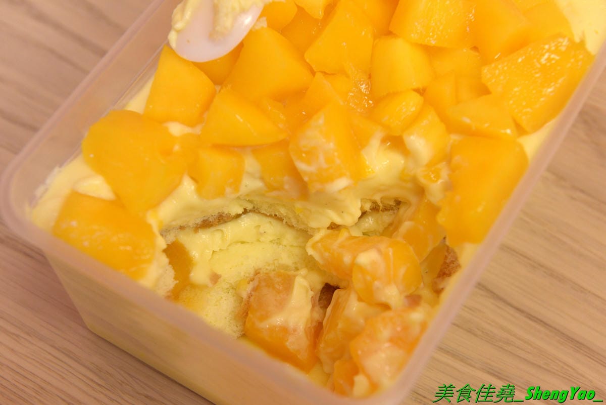 [台中沙鹿]卡布里朵 手作烘焙坊 – 沙鹿3月多開幕的烘焙麵包店,老闆是從大甲裕珍馨出來的,烘焙資歷15年,曾赴日研習還參加過麵包大賽,店家主打歐式麵包,另外也有賣台式麵包和蛋糕小甜點,麵包