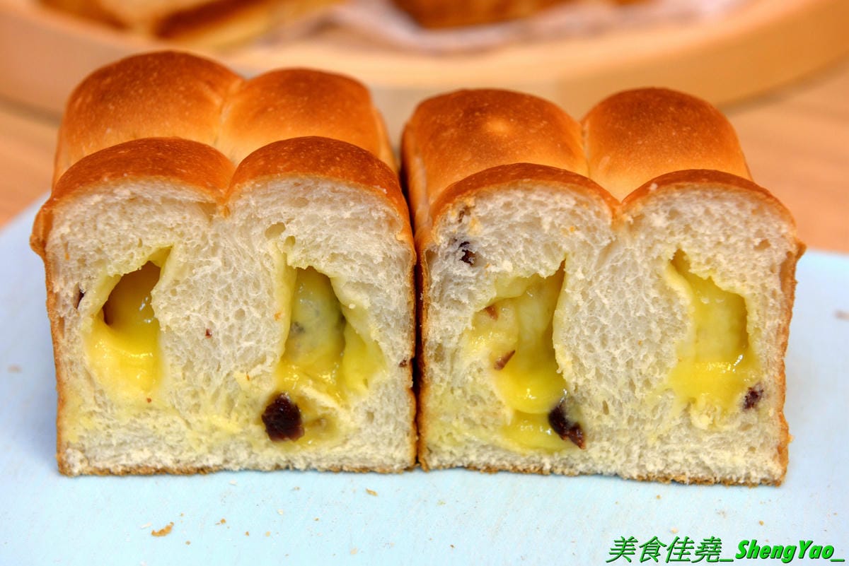 [台中沙鹿]卡布里朵 手作烘焙坊 – 沙鹿3月多開幕的烘焙麵包店,老闆是從大甲裕珍馨出來的,烘焙資歷15年,曾赴日研習還參加過麵包大賽,店家主打歐式麵包,另外也有賣台式麵包和蛋糕小甜點,麵包