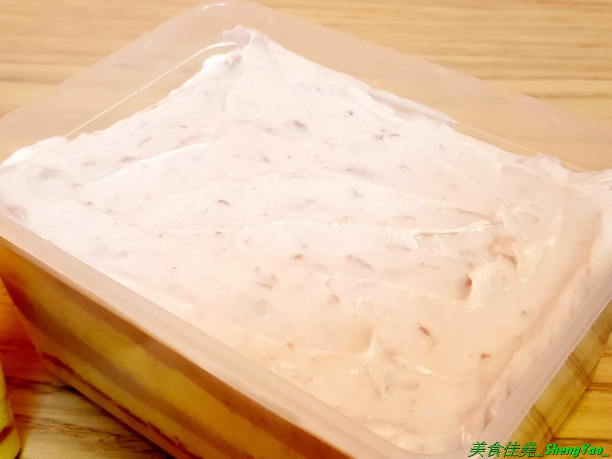[台中沙鹿]卡布里朵 手作烘焙坊 – 沙鹿3月多開幕的烘焙麵包店,老闆是從大甲裕珍馨出來的,烘焙資歷15年,曾赴日研習還參加過麵包大賽,店家主打歐式麵包,另外也有賣台式麵包和蛋糕小甜點,麵包