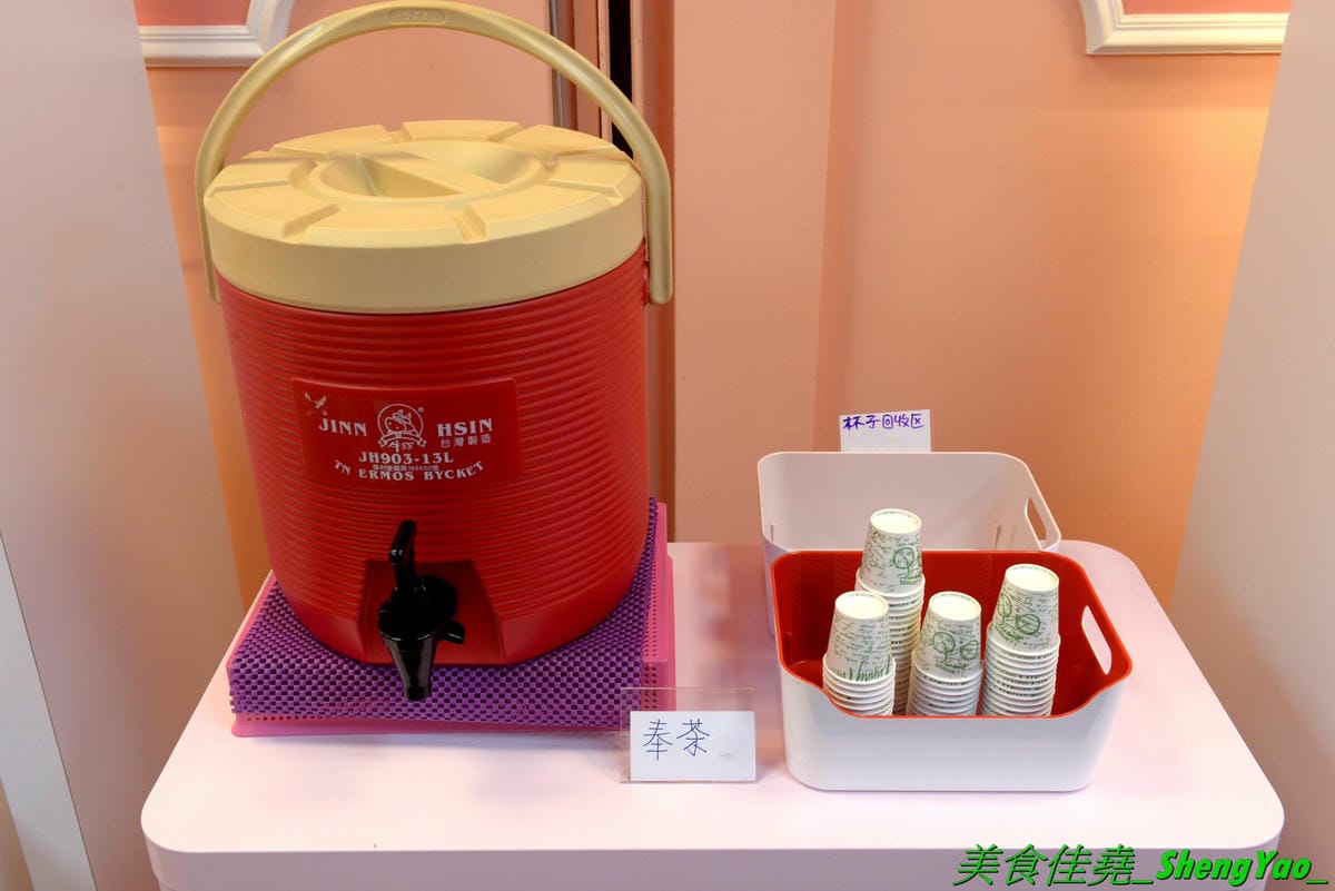 [台中沙鹿]卡布里朵 手作烘焙坊 – 沙鹿3月多開幕的烘焙麵包店,老闆是從大甲裕珍馨出來的,烘焙資歷15年,曾赴日研習還參加過麵包大賽,店家主打歐式麵包,另外也有賣台式麵包和蛋糕小甜點,麵包