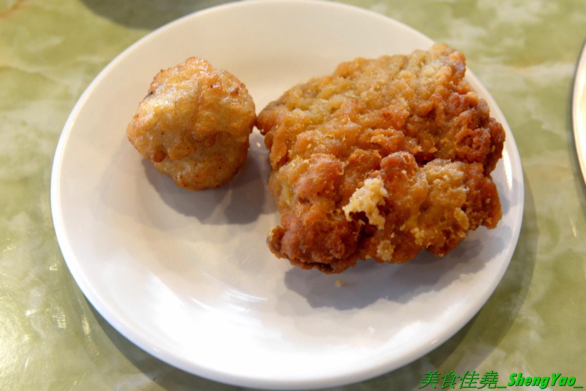 [台中西屯]九牛一鍋燒烤吃到飽 – 台中首間結合迴轉火鍋與燒烤的吃到飽餐廳,想吃啥自己拿,一個人吃也適合,肉品、海鮮食材新鮮,冰品誇張豐富,16種口味明治冰淇淋加上數十種冰棒雪糕甜筒,吃
