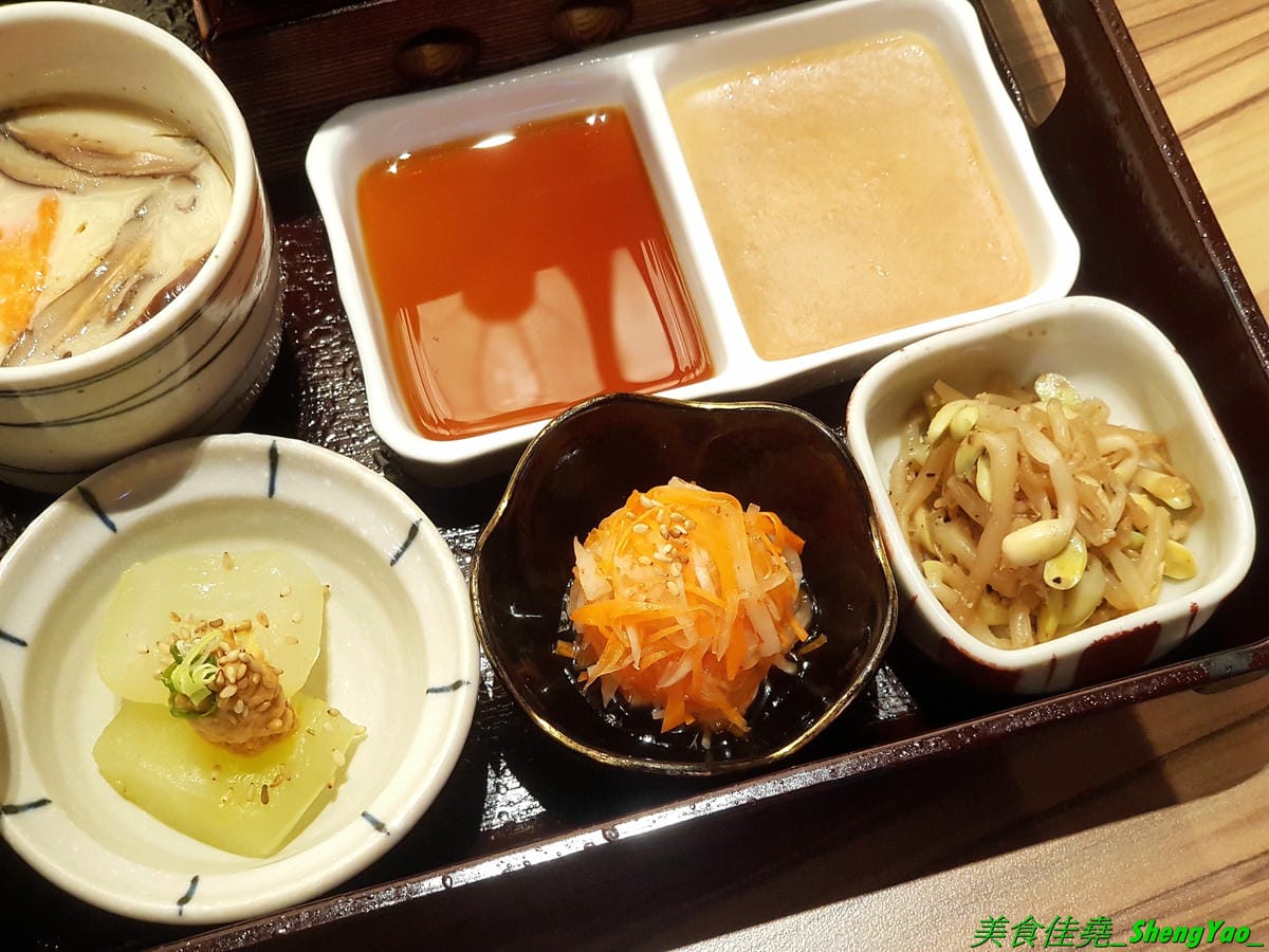 [台中梧棲]麻布十番祭亭 2019新菜單 – 台中海線和牛餐廳推薦,東京人氣燒肉店海外唯一分店,三井OUTLET特色美食,主打頂級A5黑毛和牛,價位不便宜但是好吃,大推新菜單的麻布綜合拼盤,可以一次吃到