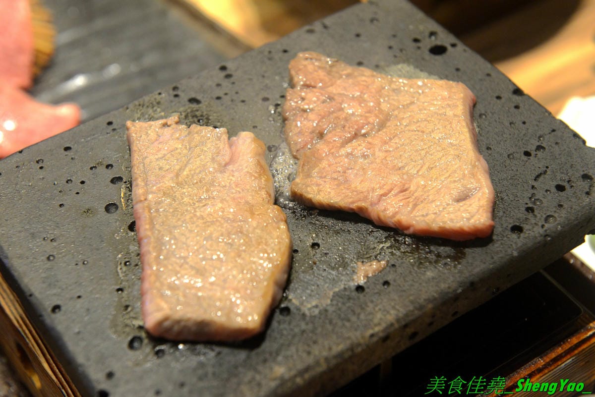 [台中梧棲]麻布十番祭亭 2019新菜單 – 台中海線和牛餐廳推薦,東京人氣燒肉店海外唯一分店,三井OUTLET特色美食,主打頂級A5黑毛和牛,價位不便宜但是好吃,大推新菜單的麻布綜合拼盤,可以一次吃到