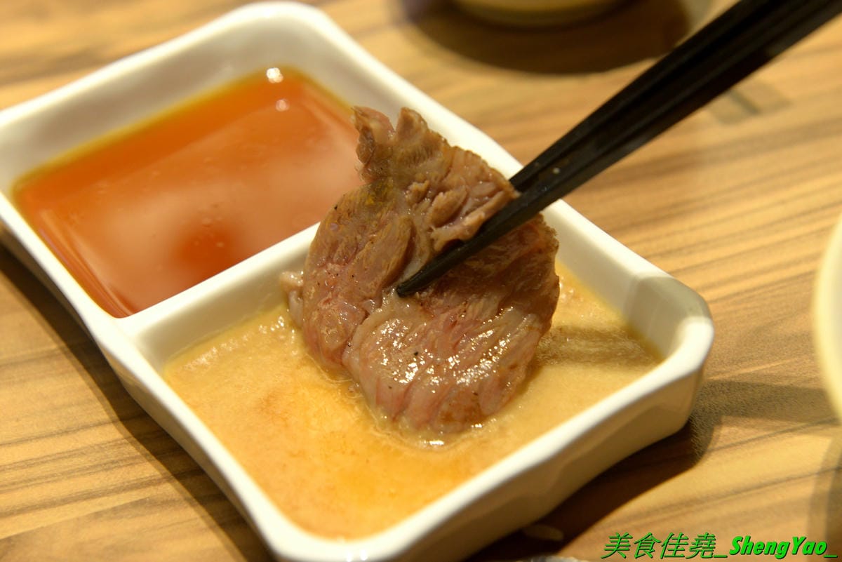 [台中梧棲]麻布十番祭亭 2019新菜單 – 台中海線和牛餐廳推薦,東京人氣燒肉店海外唯一分店,三井OUTLET特色美食,主打頂級A5黑毛和牛,價位不便宜但是好吃,大推新菜單的麻布綜合拼盤,可以一次吃到