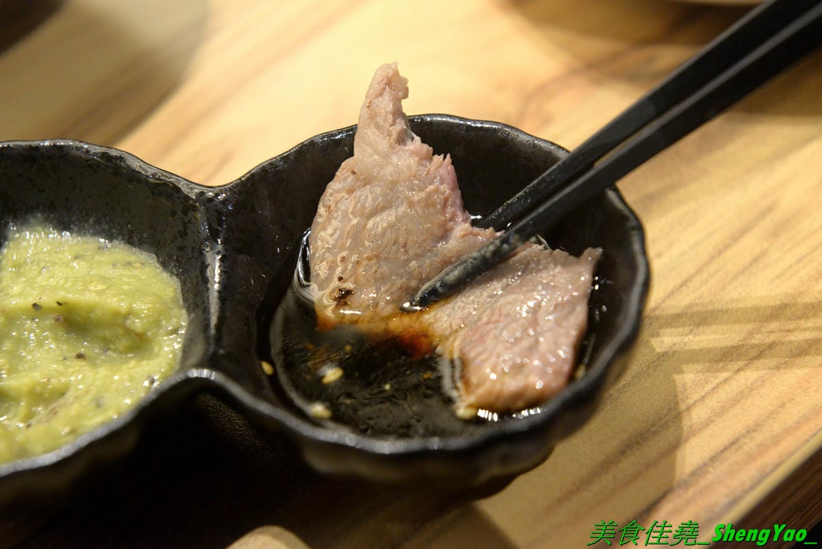 [台中梧棲]麻布十番祭亭 2019新菜單 – 台中海線和牛餐廳推薦,東京人氣燒肉店海外唯一分店,三井OUTLET特色美食,主打頂級A5黑毛和牛,價位不便宜但是好吃,大推新菜單的麻布綜合拼盤,可以一次吃到