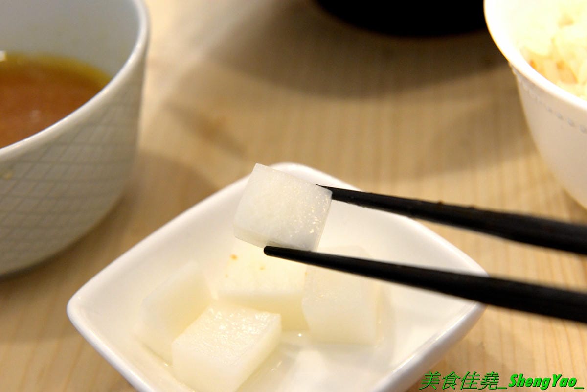 [台中西屯]艾來佳 韓式料理廚房 – 台中另類早午餐,一大早就能吃到韓國料理,老闆娘是韓國人,食材也是來自韓國,口味道地,銅板價位,餐點份量充足,大推韓式牛骨湯郭、韓式蔬菜拌飯,目前店家周