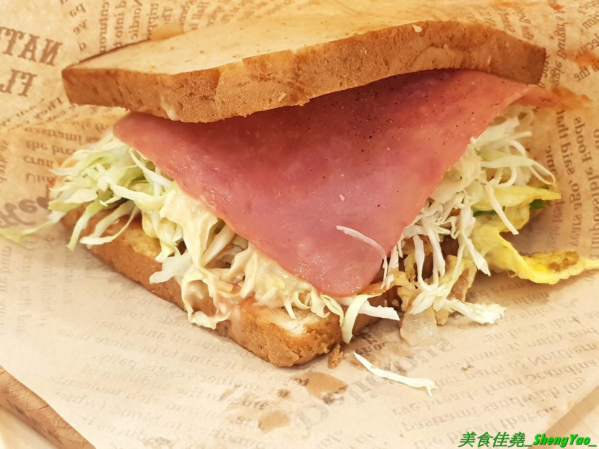 [台中西屯]艾來佳 韓式料理廚房 – 台中另類早午餐,一大早就能吃到韓國料理,老闆娘是韓國人,食材也是來自韓國,口味道地,銅板價位,餐點份量充足,大推韓式牛骨湯郭、韓式蔬菜拌飯,目前店家周