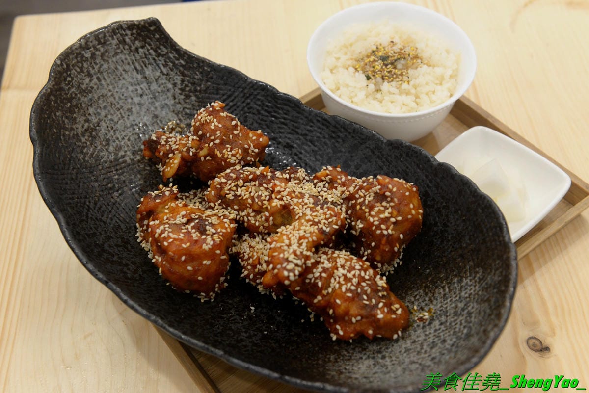 [台中西屯]艾來佳 韓式料理廚房 – 台中另類早午餐,一大早就能吃到韓國料理,老闆娘是韓國人,食材也是來自韓國,口味道地,銅板價位,餐點份量充足,大推韓式牛骨湯郭、韓式蔬菜拌飯,目前店家周