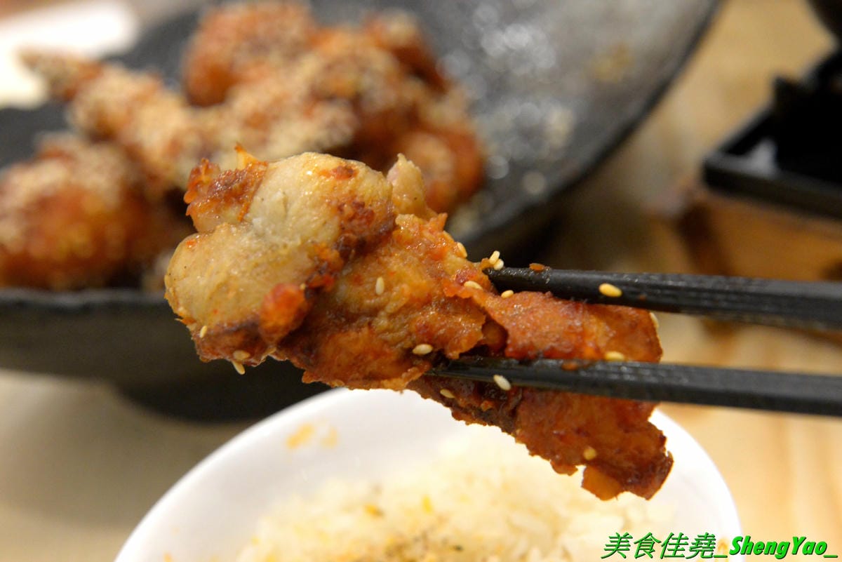 [台中西屯]艾來佳 韓式料理廚房 – 台中另類早午餐,一大早就能吃到韓國料理,老闆娘是韓國人,食材也是來自韓國,口味道地,銅板價位,餐點份量充足,大推韓式牛骨湯郭、韓式蔬菜拌飯,目前店家周