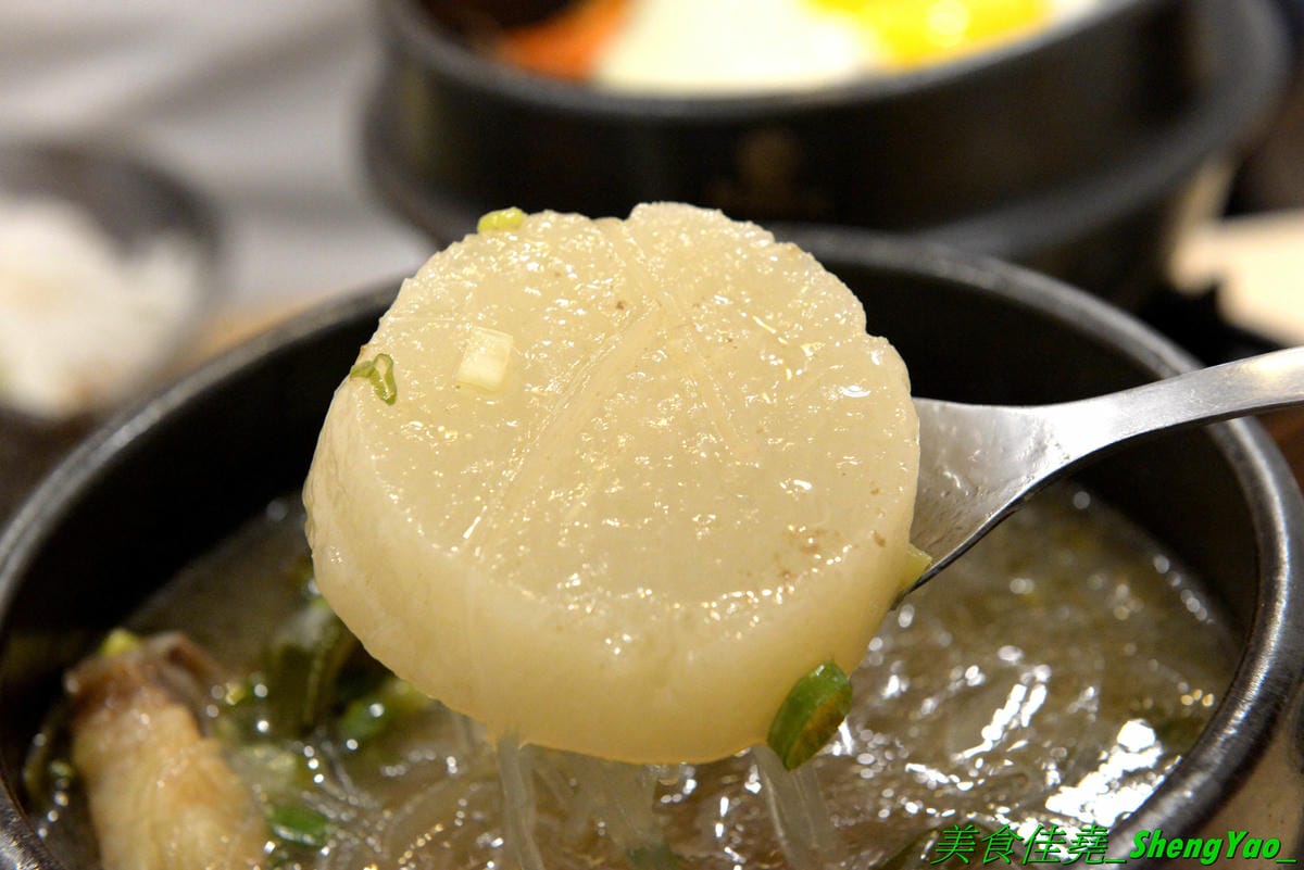 [台中西屯]艾來佳 韓式料理廚房 – 台中另類早午餐,一大早就能吃到韓國料理,老闆娘是韓國人,食材也是來自韓國,口味道地,銅板價位,餐點份量充足,大推韓式牛骨湯郭、韓式蔬菜拌飯,目前店家周