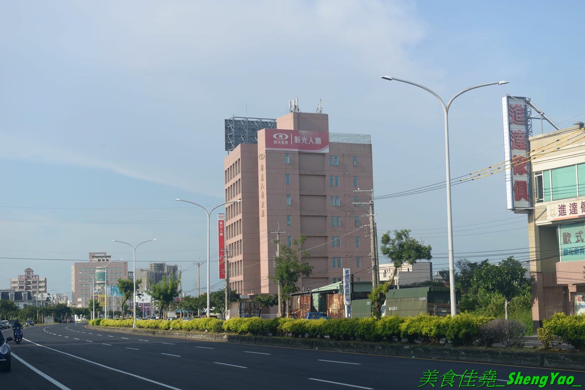 [台中清水]省清中福利社 – 50年前清水高中內福利社小吃傳承下來的好味道,無數清水學子們的回憶,餐點看似普通但挺好吃的且不添加味素,肉燥飯、切仔麵、貢丸湯都推,銅板價位超便宜,還有賣咖