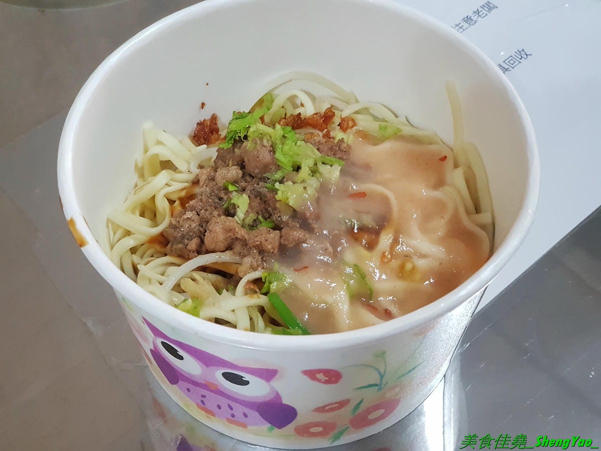 [台中清水]省清中福利社 – 50年前清水高中內福利社小吃傳承下來的好味道,無數清水學子們的回憶,餐點看似普通但挺好吃的且不添加味素,肉燥飯、切仔麵、貢丸湯都推,銅板價位超便宜,還有賣咖