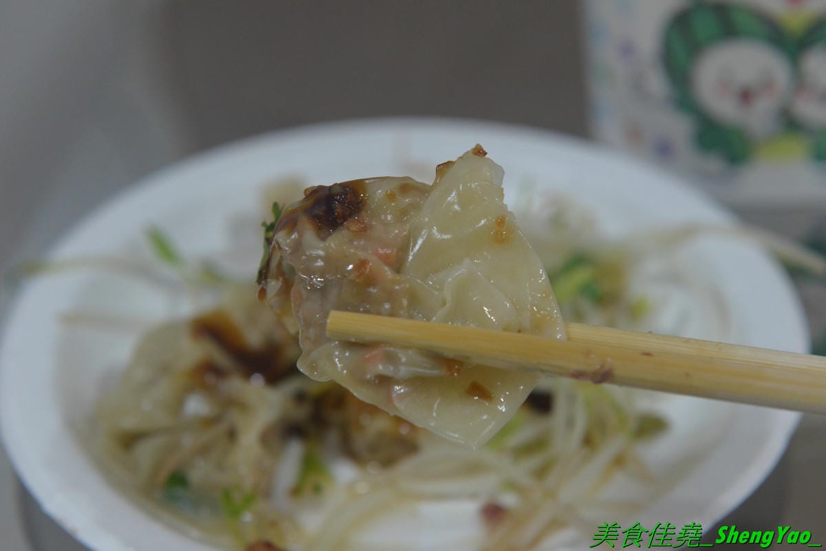 [台中清水]省清中福利社 – 50年前清水高中內福利社小吃傳承下來的好味道,無數清水學子們的回憶,餐點看似普通但挺好吃的且不添加味素,肉燥飯、切仔麵、貢丸湯都推,銅板價位超便宜,還有賣咖