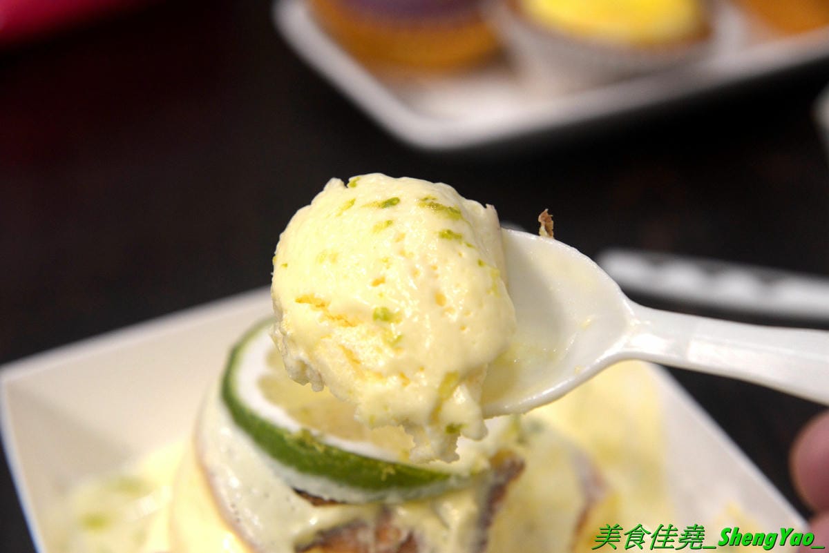 [台中龍井]MAGMA美格瑪半熟起司專賣 東海店 – 來自台南的知名甜點店,日本超夯熔岩起司塔在東海商圈也吃得到,另外店家還有賣王子神谷的舒芙蕾厚鬆餅,想吃他們家鬆餅不用特地到市區,東海商圈