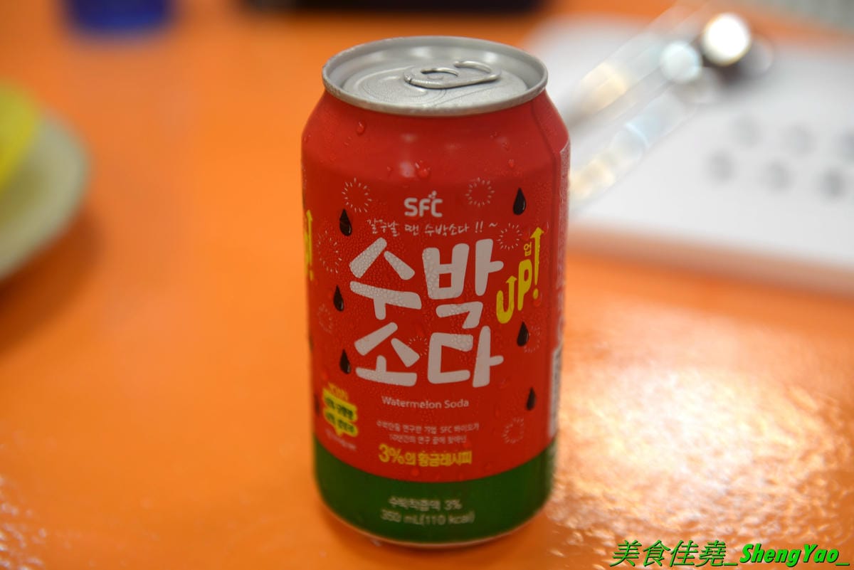 [基隆中正]Keelung Boy基隆少年韓式便當店 – 基隆超罕見的韓國家鄉料理便當店,主廚是韓國人,便當從主菜到配菜都非常用心,看起來精緻豐富且非常美味,份量充足,百元左右價位超親民,內用環境有