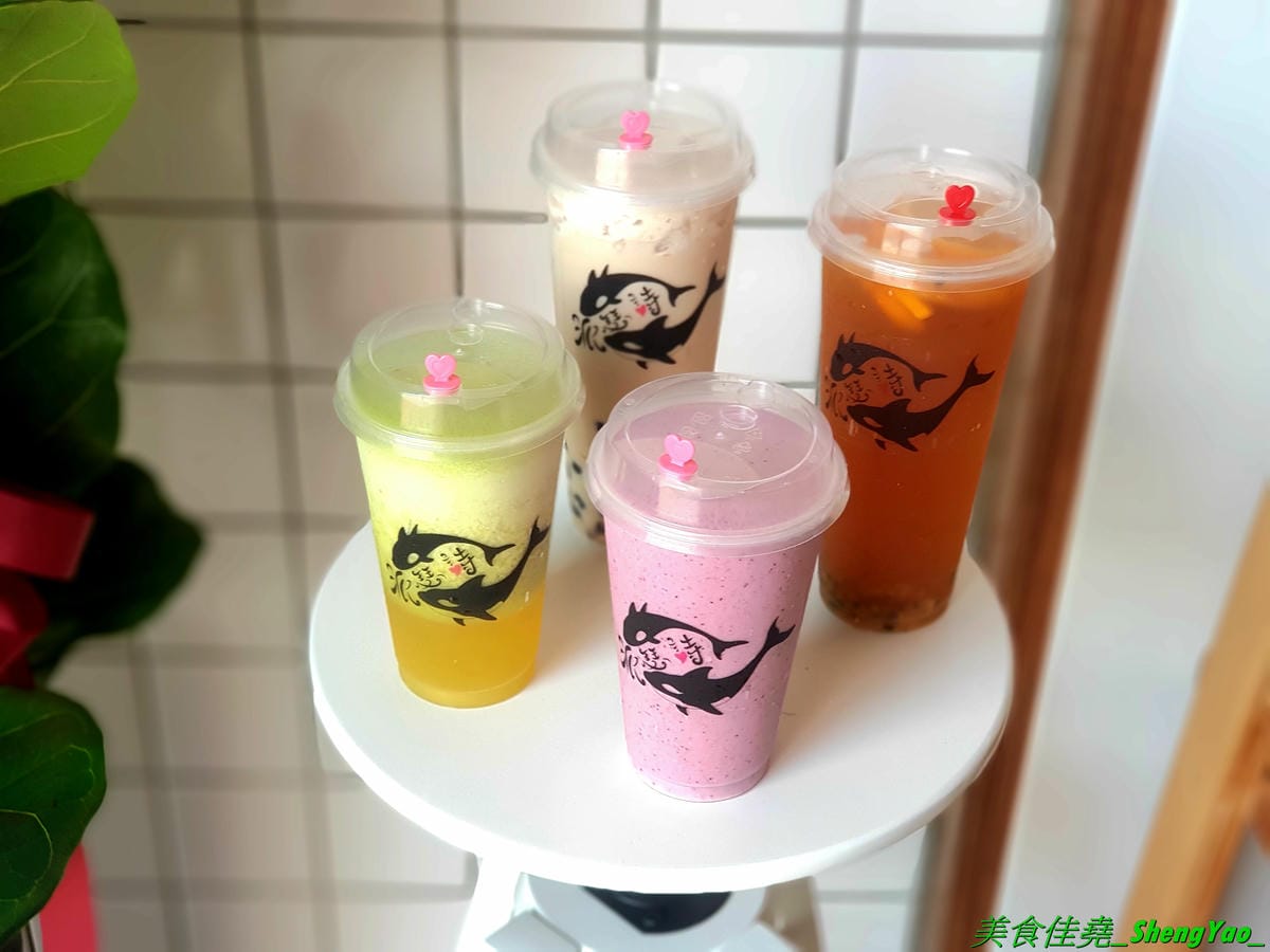 [台中北屯]派瑟詩 – 台中新開的自創品牌手搖飲料店,小清新網美風,側邊還有網美拍照區,飲品大推果汁,少見多種類的綜合果汁,好喝又健康,闆娘美美的好親切。