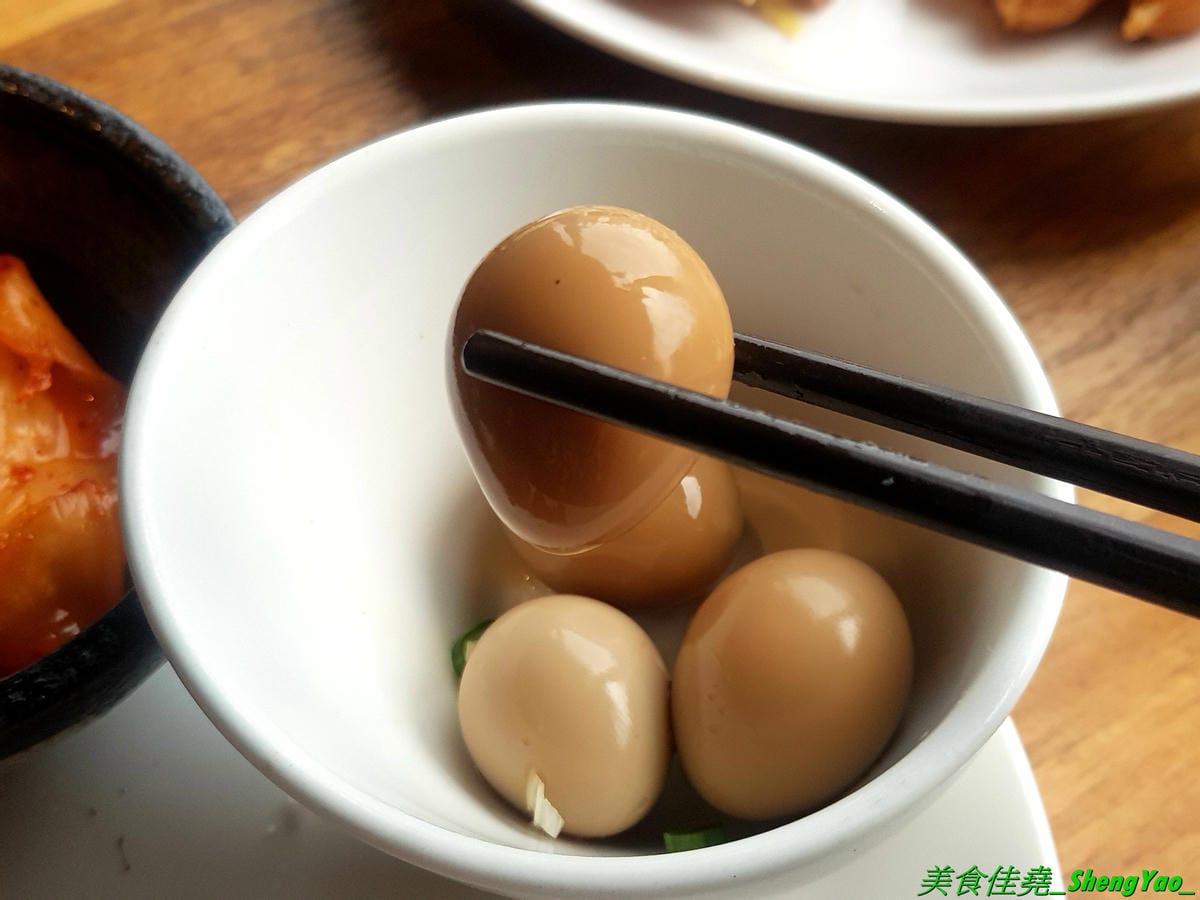 [台中東區]しゃぶしゃぶ温野菜 台中站前秀泰店 – 日本NO.1的涮涮鍋品牌,吃到飽400元起,不只有多種肉類,還有超豐富的季節鮮蔬,8種湯頭也各具特色,與日本店同步新推出三色日式養顏山藥泥,並附